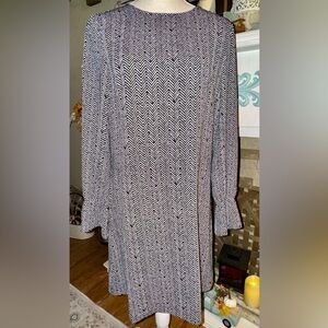 Mango shift dress. Herringbone pattern. EUC. Size 4